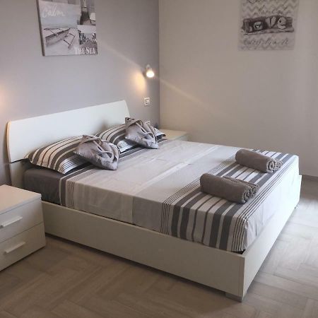 Le Domus Modern Apartments Cagliari Su Forti Bagian luar foto