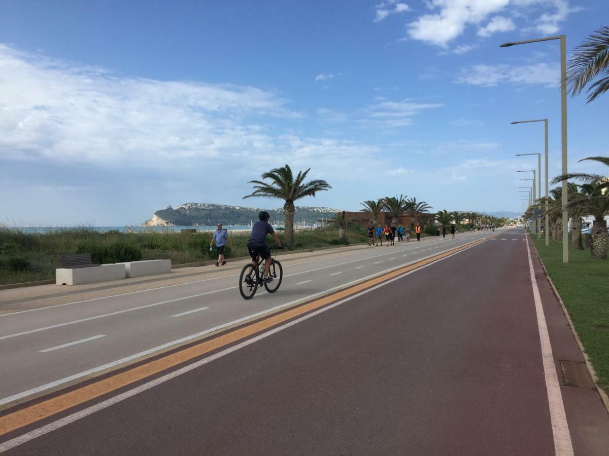 Le Domus Modern Apartments Cagliari Su Forti Bagian luar foto