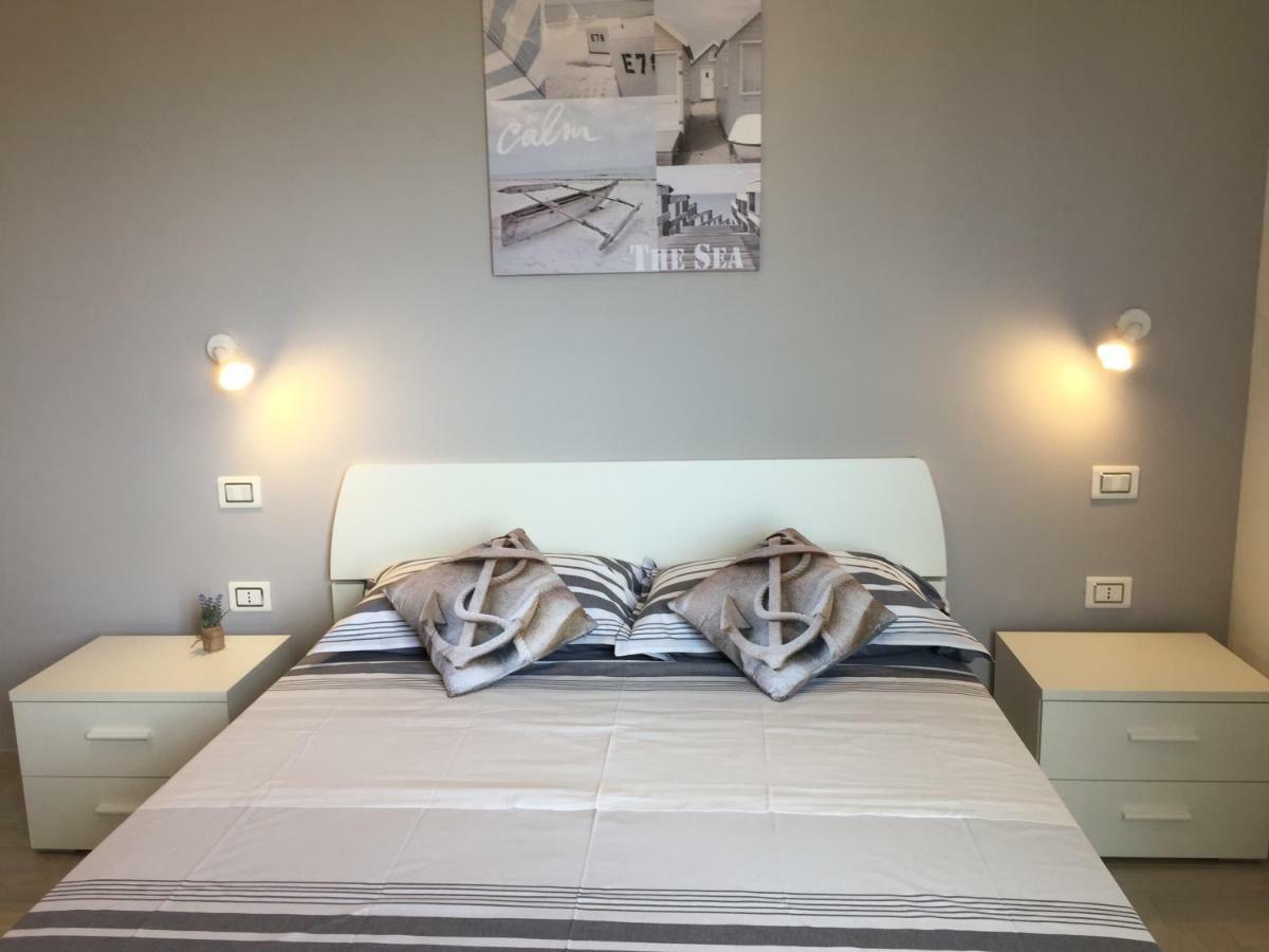 Le Domus Modern Apartments Cagliari Su Forti Bagian luar foto