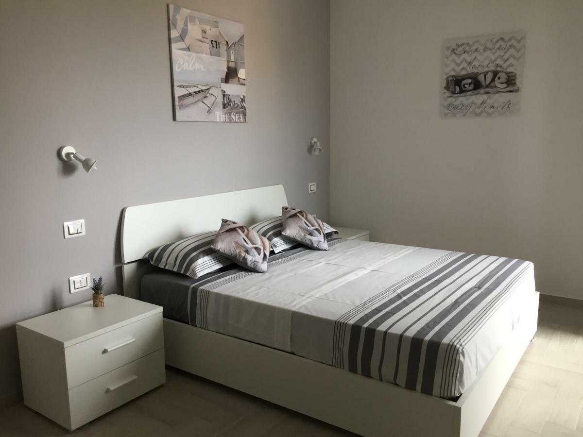 Le Domus Modern Apartments Cagliari Su Forti Bagian luar foto