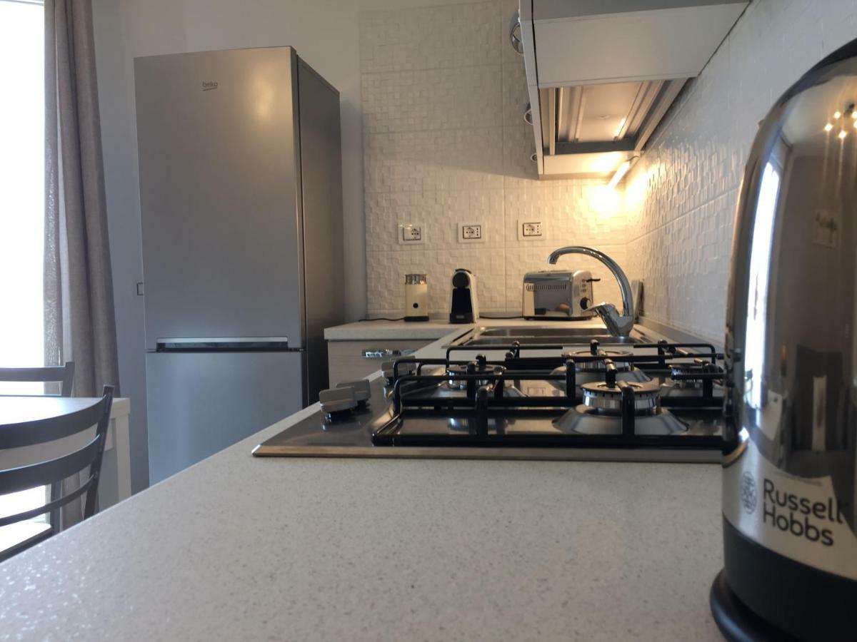 Le Domus Modern Apartments Cagliari Su Forti Bagian luar foto