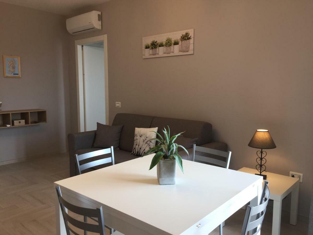 Le Domus Modern Apartments Cagliari Su Forti Bagian luar foto
